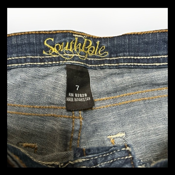 South Pole Capri Jeans Size 7 Embroidered Gold Logo Denim - Picture 5 of 8
